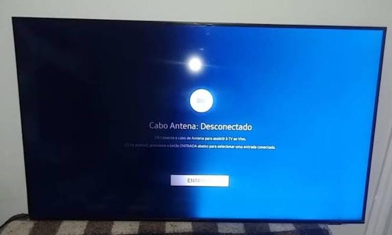 tv samsung com metade da tela escura
